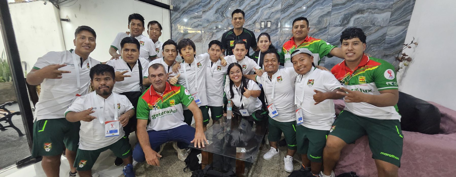 El equipo en concentración