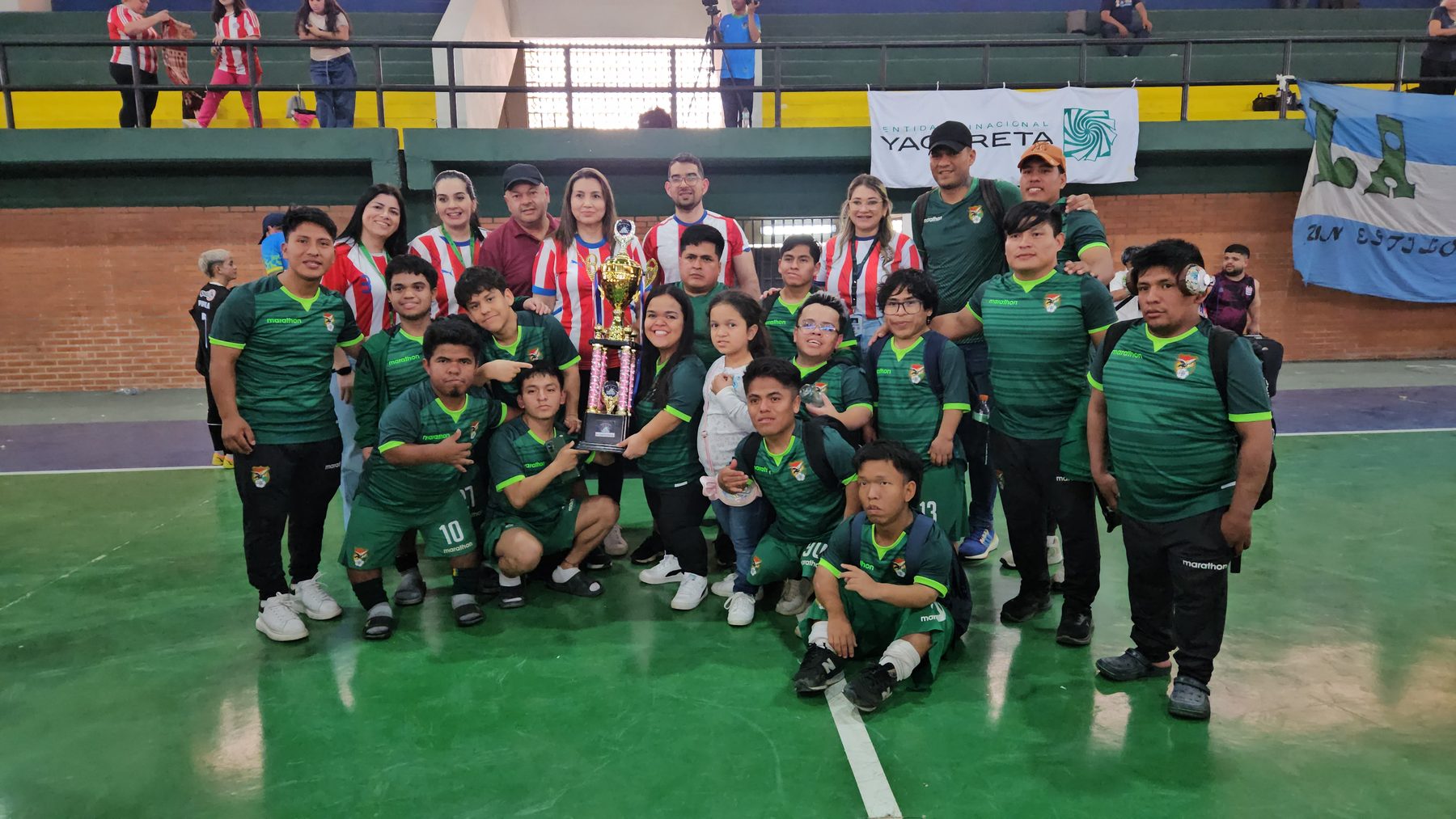 Equipo con trofeo